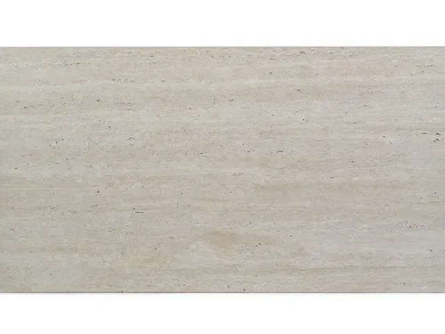 Travertino Puebla — Veta — Pulido brillado — 1 cm — 120x60 — Placa