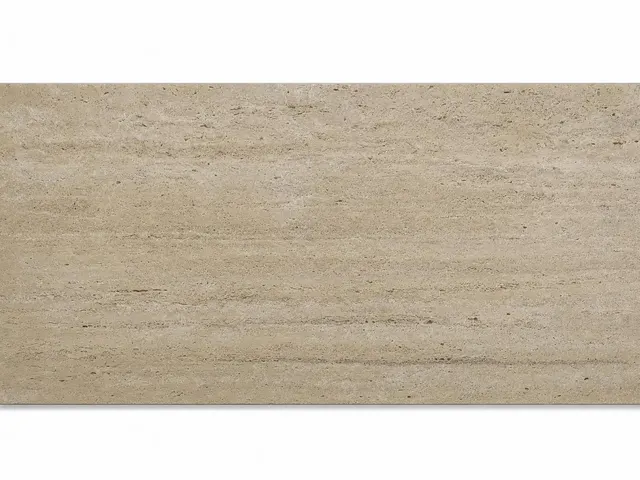 Travertino Puebla — Veta — Martelinado — 1 cm — 120x60 — Placa