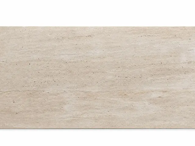 Travertino Veracruz — Veta — Pulido mate — 1 cm — 120x60 — Placa